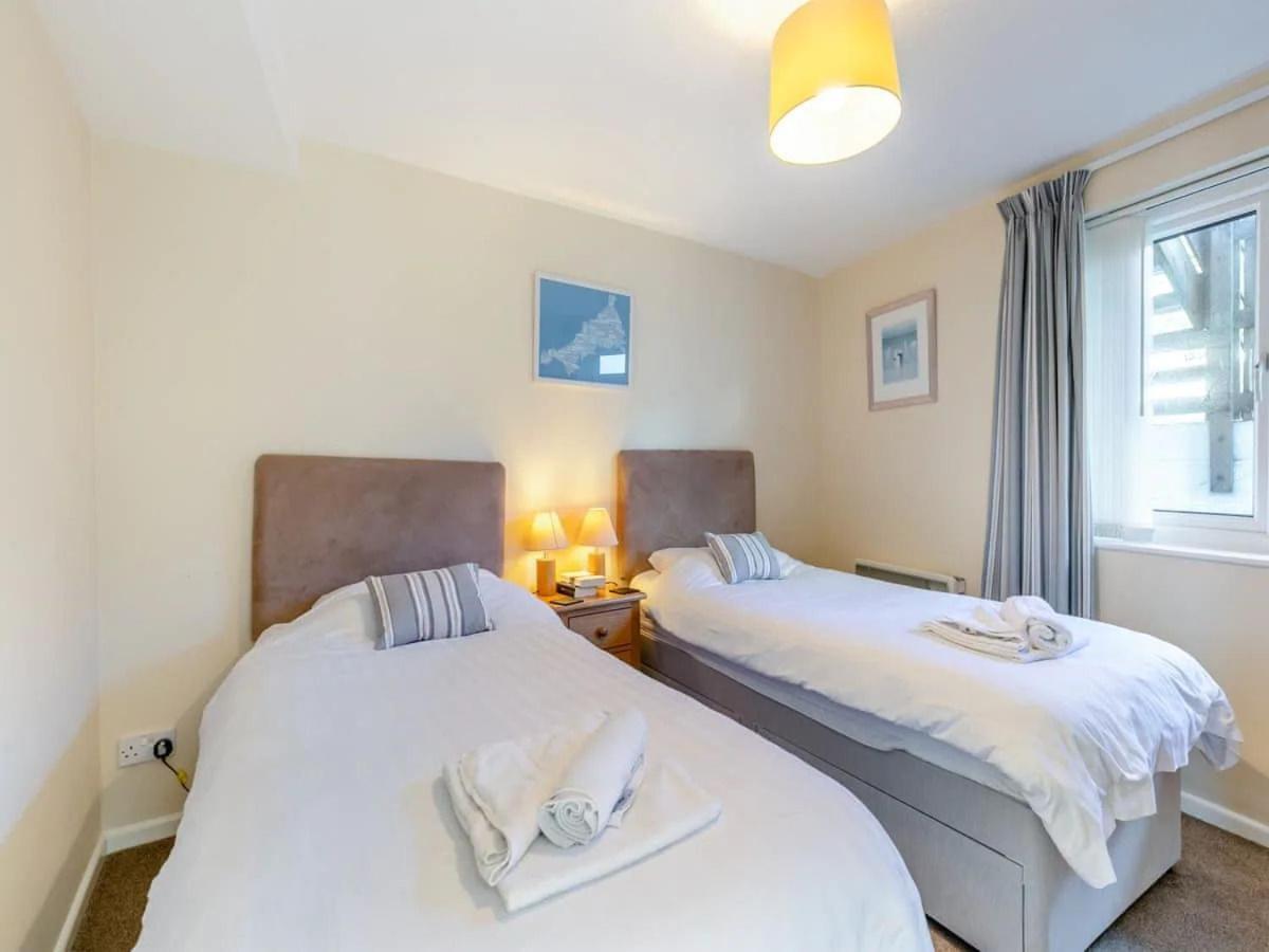 Apartment 2 - Mount Brioni Downderry  Экстерьер фото